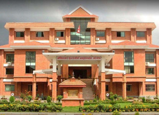 तीन करोड ७१ लाख गैरकानुनी सम्पत्ति आर्जन गर्ने नापीका सर्भेक्षक माथि भ्रष्टाचार मुद्दा