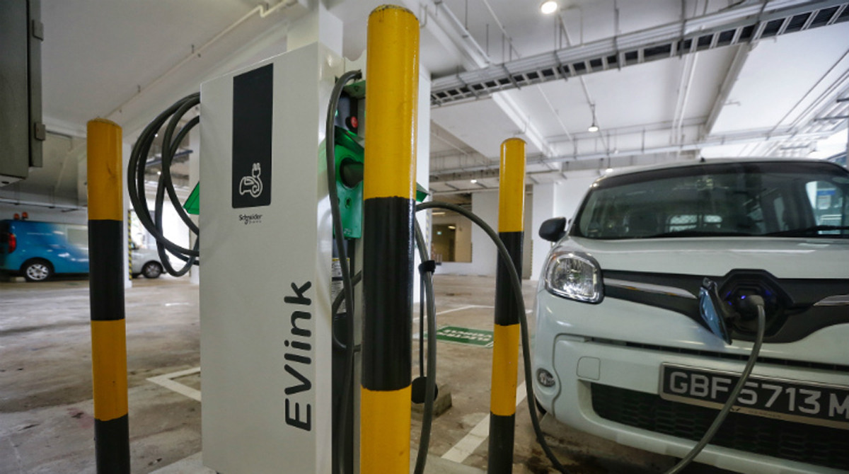 पूर्वपश्चिम राजमार्गमा प्राधिकरणले बनायो पहिलो चार्जिङ स्टेशन