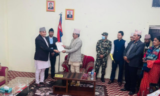 सुदूरपश्चिमको मुख्यमन्त्रीमा कांग्रेस संसदीय दलका नेता शाह नियुक्त 