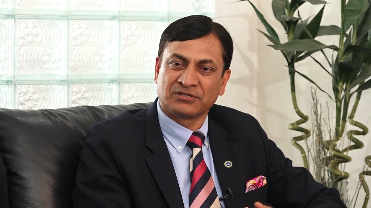 आवश्यकता नहेरी एकैपटक धेरै लघुवित्तलाई लाइसेन्स दिँदा समस्या भयो : पूर्वअध्यक्ष लम्साल