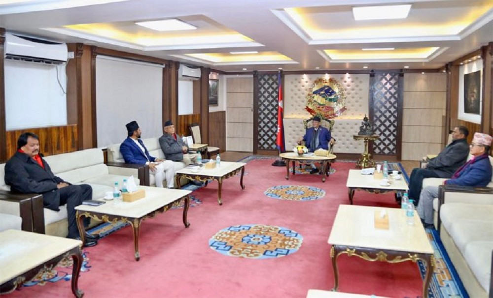 दुई महिनामै भत्कियो सत्ता गठबन्धन, कांग्रेसलाई राष्ट्रपति