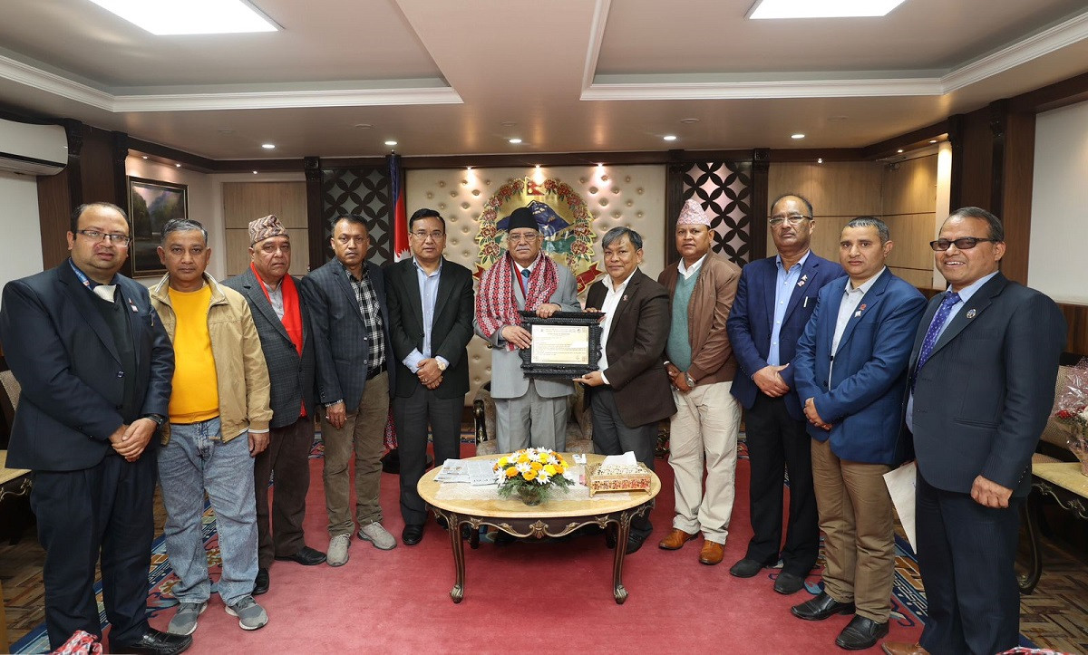 महासंघ प्रतिनिधिमण्डलद्वारा निर्माण उद्योगको विद्यमान समस्याबारे प्रधानमन्त्री प्रचण्डलाई जानकारी 