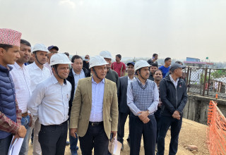 हेटौंडा–इनरुवा प्रसारण लाइन निर्माणमा ६ बर्षदेखि अवरोध, प्राधिकरणद्धारा स्थानीय जनप्रतिनिधिसँग छलफल 