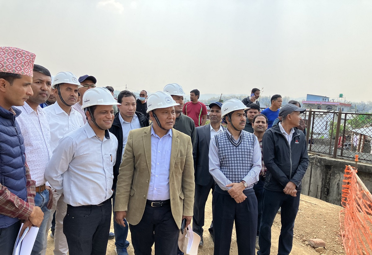 हेटौंडा–इनरुवा प्रसारण लाइन निर्माणमा ६ बर्षदेखि अवरोध, प्राधिकरणद्धारा स्थानीय जनप्रतिनिधिसँग छलफल 