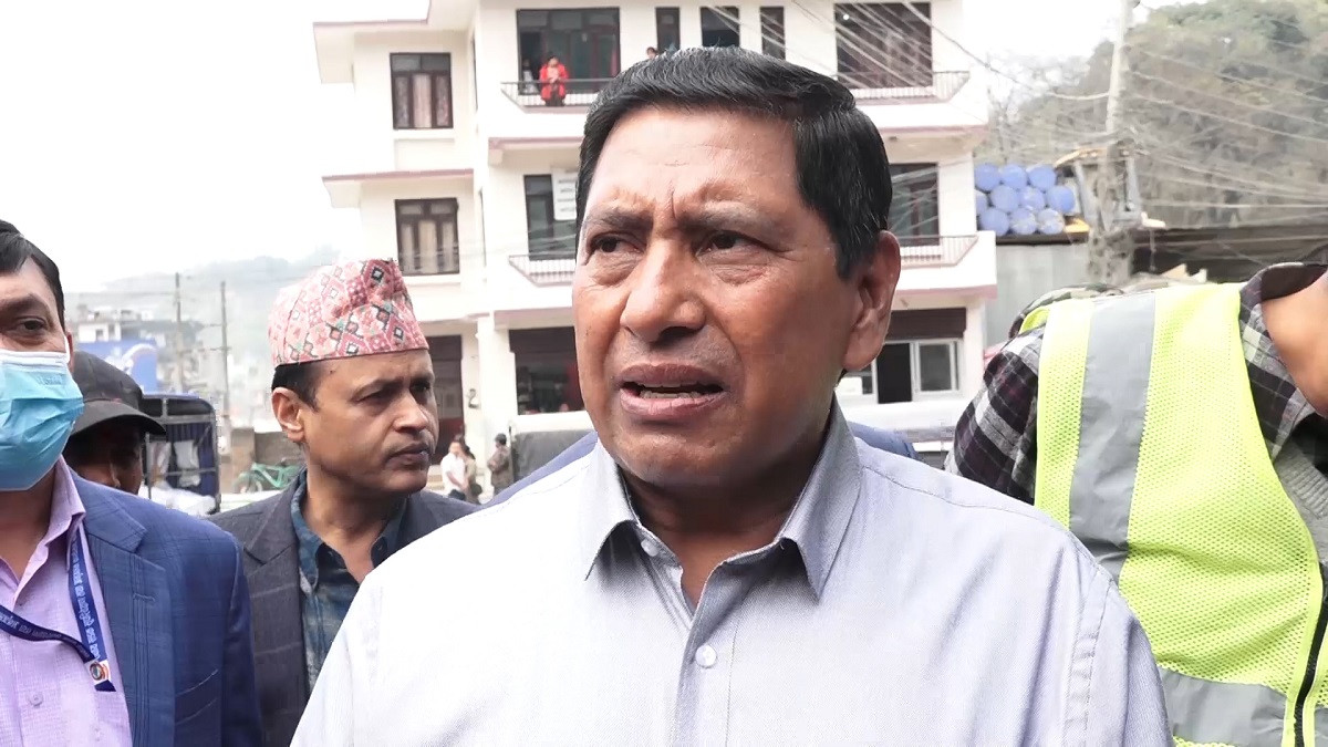 देशभरका सडकमा १२ महिनै सवारी चलाउन सक्नेगरी काम गर्छु : मन्त्री श्रेष्ठ
