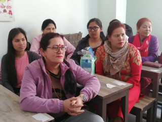 एसईई दिन अमेरिकाबाट फर्किइन् ५६ वर्षीया गोमा