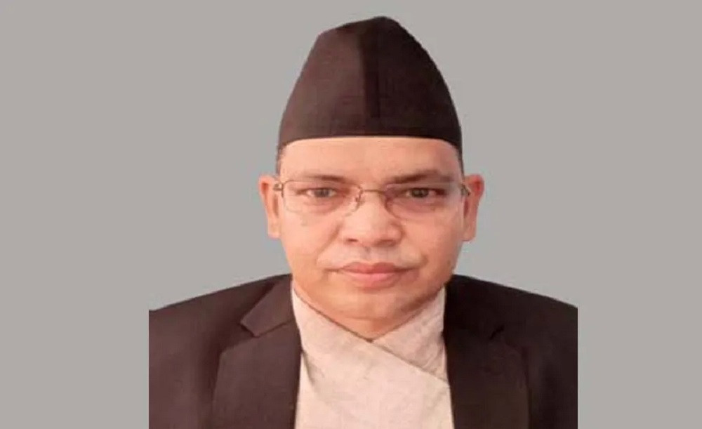 बलात्कारको आरोपमा न्यायाधीश गिरीविरुद्ध पक्राउ पुर्जी जारी  