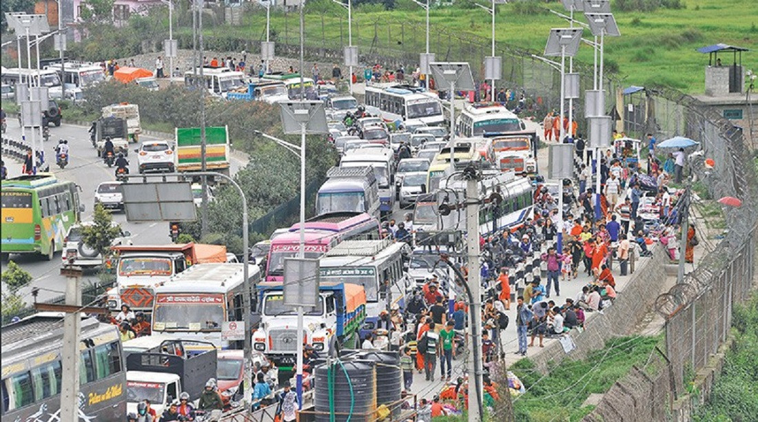 हटेन कोटेश्वरको जाम, यस्ता छन् जाम हटाउने तीन बिकल्प ?