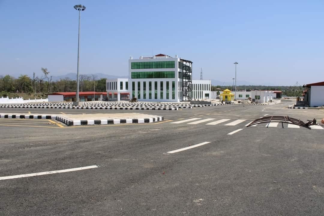 १६ करोड लगानीमा कोहलपुरमा बन्यो सपिङ कम्प्लेक्स सहितको बसपार्क