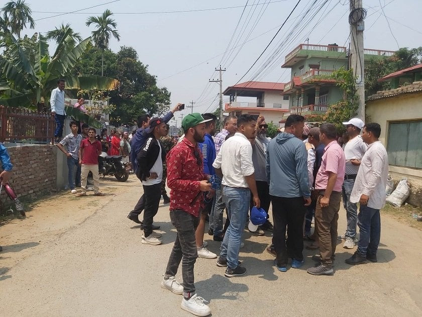 चितवनमा २ पक्षबीच विवाद, मतदान प्रभावित