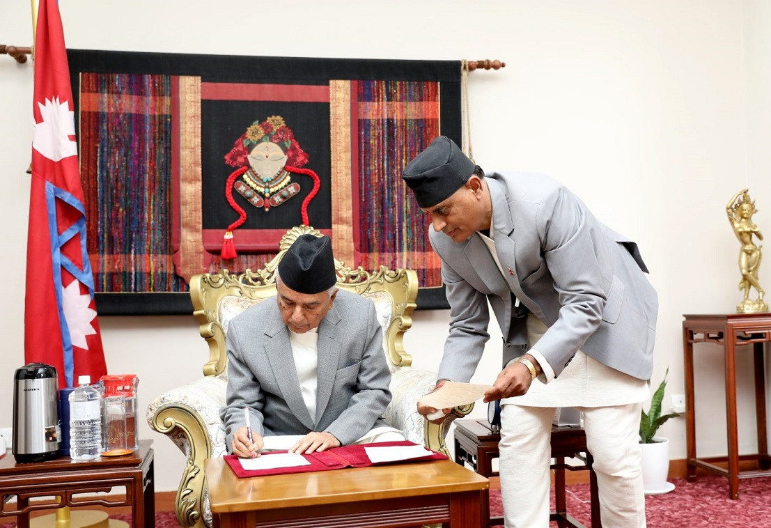 राष्ट्रपति पौडेलद्धारा बजेटसम्बन्धी तीन विधेयक प्रमाणीकरण