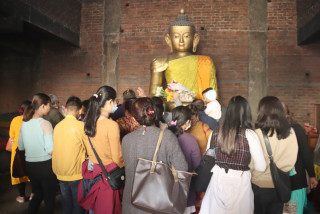अस्थि धातु परिक्रमा तथा सर्वसाधारणलाई दर्शन खुला