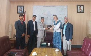 युनिसेफ नेपालकी प्रमुख विस र आयोग उपाध्यक्ष श्रेष्ठसँग बिदाइ भेट 