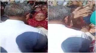 बाढीपीडित महिलाद्वारा सांसदलाई थप्पड