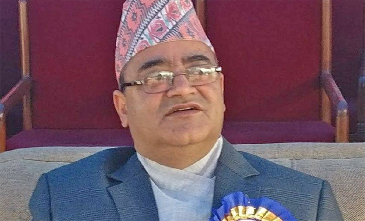 प्रश्नपत्र प्रकरणमा त्रिविका परीक्षा नियन्त्रक पुष्पराज जोशीविरुद्ध अख्तियारमा उजुरी