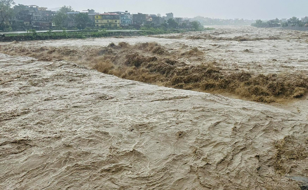 नदी तटीय क्षेत्रमा उच्च सतर्कता अपनाउन अनुरोध