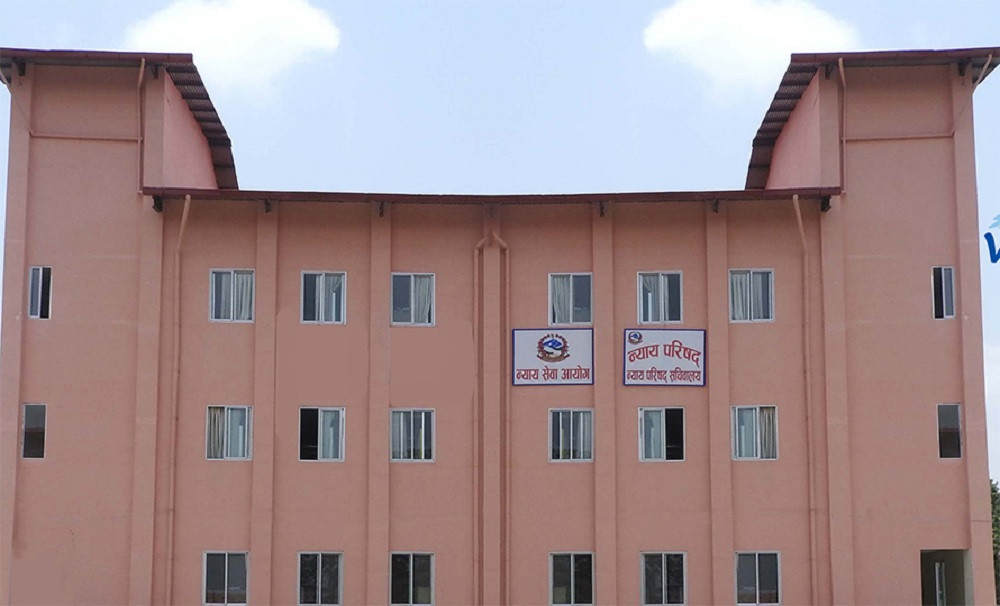 ६० जना न्यायाधीशको सरुवा, कसको कहाँ  ?