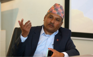 वार्षिक १३ खर्ब रुपैयाँको विद्युत् निर्यात भए व्यापार घाटा अन्त्य हुन्छ  : गभर्नर