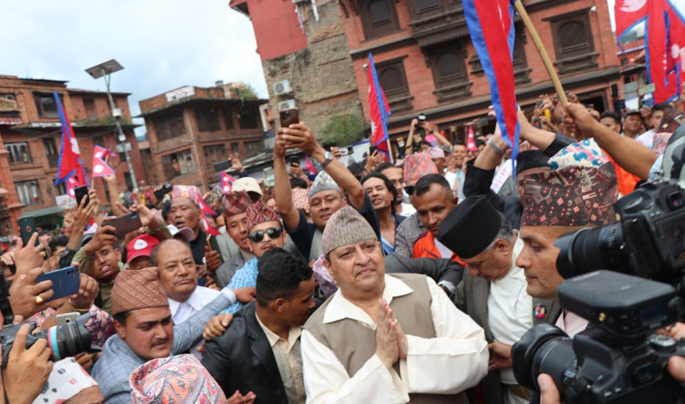 पूर्व राजा ज्ञानेन्द्रद्धारा तलेजु र भैरबको पूजा एवं दर्शन जनताको माया देखेर खुसी लागेको छ : पूर्व राजा ज्ञानेन्द्र
