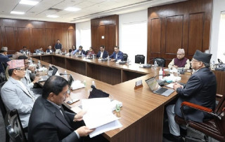 प्रधानमन्त्रीद्वारा मन्त्रिपरिषद्को विशेष बैठक आह्वान, साँझ सर्वदलीय बैठक पनि बस्ने