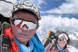 कीर्तिमानी आरोही तेन्जेन शिसापाङ हिमपहिरोमा परी बेपत्ता 