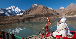 विवादित कालापानी क्षेत्रमा पुगे मोदी 