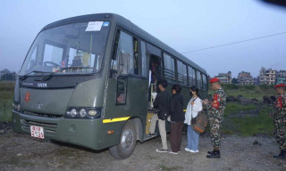 सेना र सशस्त्रका कर्मचारीलाई यातायात सुविधा