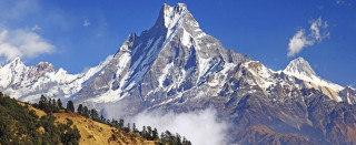 माछापुच्छ्रेमा पदयात्रा गर्नेलाई पालिकाले लगायो प्रवेश शुल्क