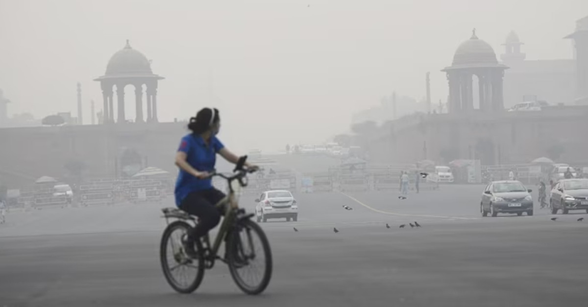 दिल्लीमा  बाक्लो कुहिरो र चिसोको कारण उडान  र रेल सेवा प्रभावित