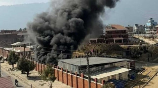 भैंसेपाटीस्थित मन्त्री क्वार्टरसँगैको टहरामा आगलागी