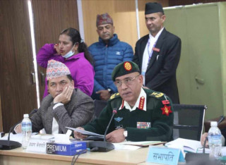 फास्ट ट्रयाकको काम द्रुत रूपमा अघि बढिरहेको छ : प्रधान सेनापति शर्मा