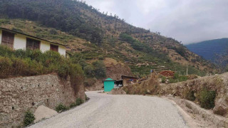 सडक विस्तारसँगै सुनसान बन्दै ढोरपाटनका गाउँ