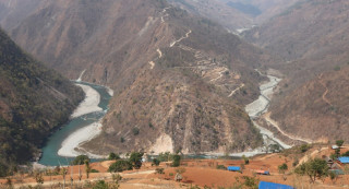 दूधकोशी जलाशययुक्त जलविद्युत् आयोजनाः यसै वर्ष ठेक्का आह्वान