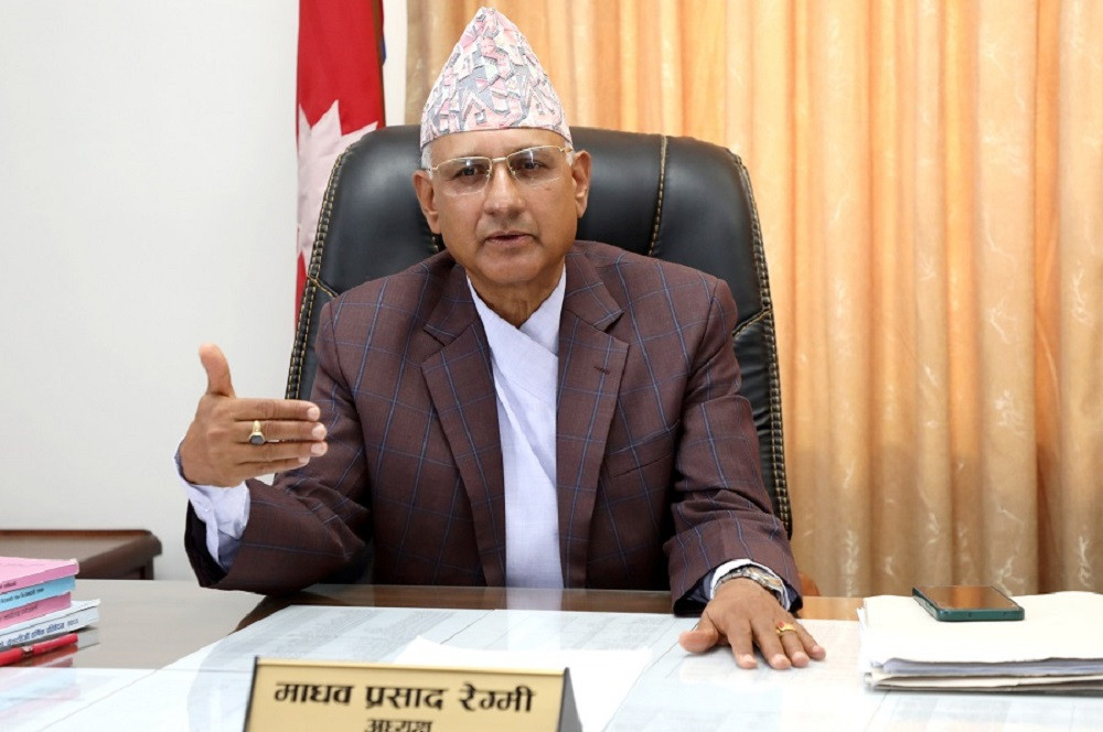 आर्थिक तथा प्रशासनिक स्वायत्तता कटौतीलाई आयोगले सकारात्मकरुपमा लिएको छैन : अध्यक्ष रेग्मी