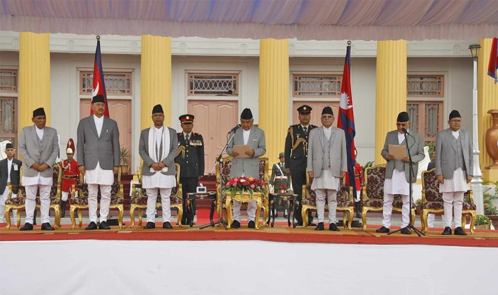 नवनियुक्त प्रधानमन्त्री ओलीले लिए शपथ