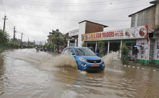 काठमाडौंसहित ३० जिल्लामा आकस्मिक बाढीको जोखिम, सतर्क रहन आग्रह