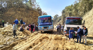 तेस्रो पटक म्याद थप्दा पनि नारायणगढ–बुटवल सडक विस्तारको प्रगति ५३ प्रतिशत मात्रै