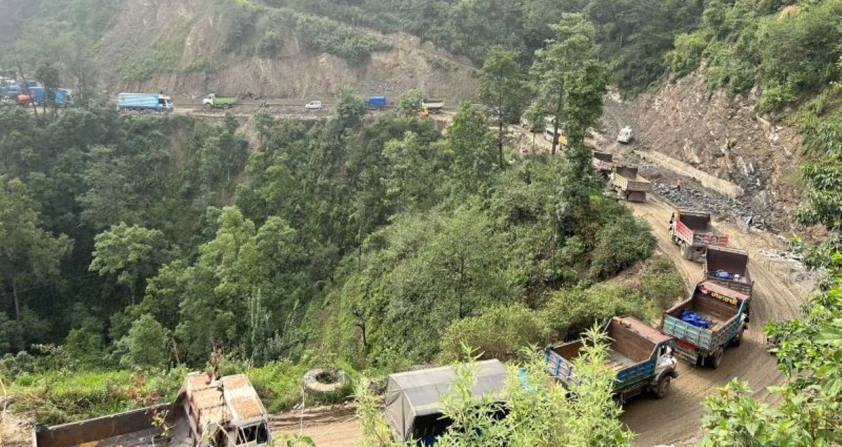 अवरुद्ध कान्तिलोकपथ खुल्यो
