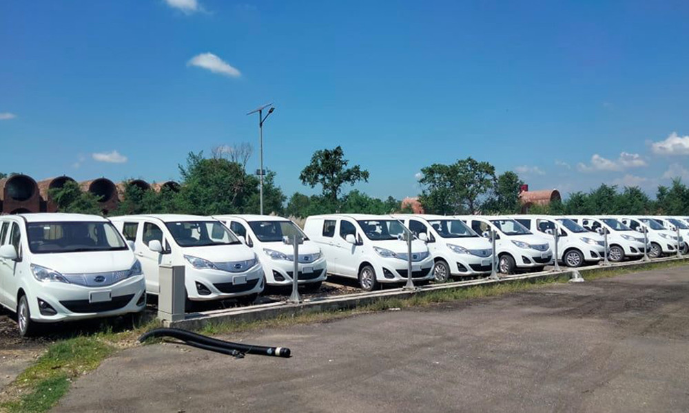 वीरगञ्जबाट ६ महिनामा एक अर्ब ३६ करोड २९ लाख विद्युतीय सवारीसाधन आयात