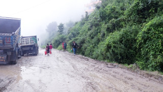 बिपी राजमार्ग खुल्यो, जोखिम अझै कायमै