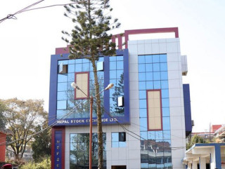 प्रि-ओपन सेसनमा नेप्से परिसूचक सामान्य अंकले घट्यो