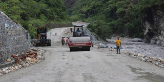 बलेवा-मालढुङ्गा सडक स्तरोन्नति गरिँदै
