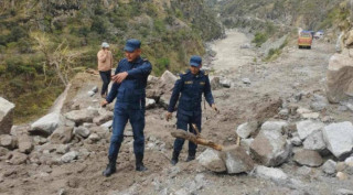 कर्णाली राजमार्गका दशवटा अलपत्र ठेक्का तोडिए