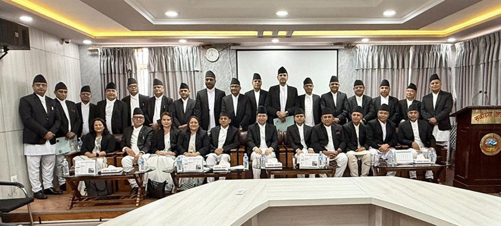 उच्च अदालतका २७ जना न्यायाधीशलाई शपथ