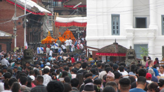 भव्यसँग मनाइयो इन्द्रजात्रा (तस्वीरहरु)