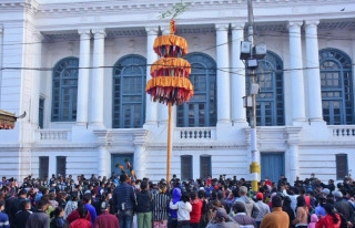 वसन्तपुरमा चिर ठड्याइयोः होली पर्व सुरु