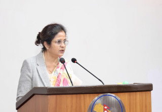 सैनिक सामग्री उत्पादन निर्देशनालयमार्फत हेटौँडा कपडा उद्योगमा परीक्षण उत्पादन भइरहेको छः उद्योगमन्त्री गौरीकुमारी