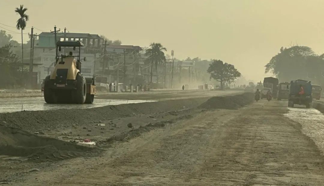 काँकडभिट्टा–लौकही सडक विस्तारले गति लियो