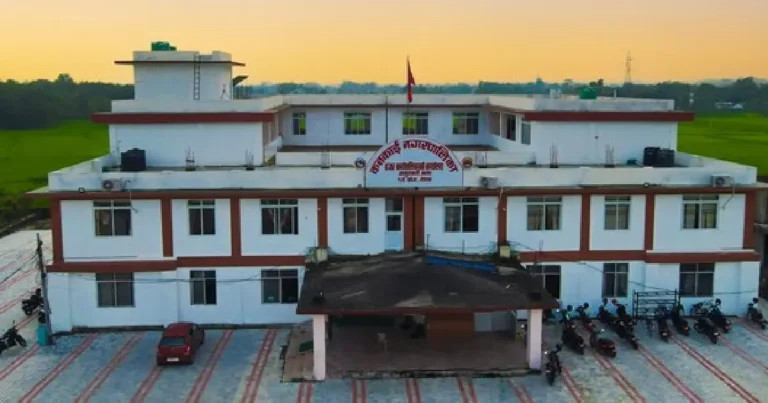 कक्षा ८ पूरा गर्न नसकेका १३७ बालबालिकालाई वैकल्पिक शिक्षा