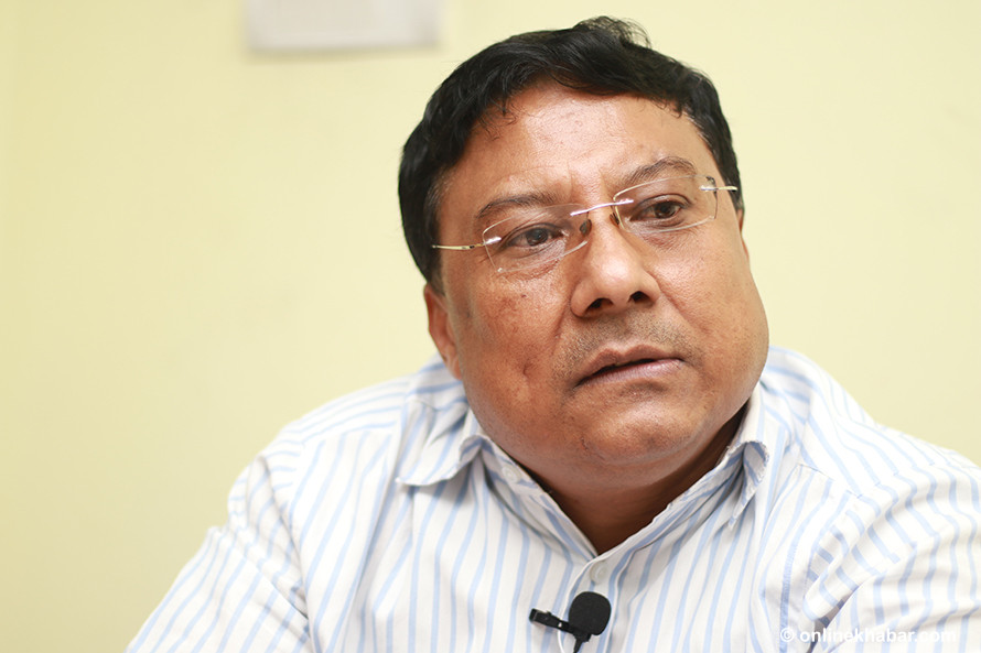 पत्रकार श्रेष्ठलाई सोमबार अदालतमा उपस्थित गराउन आदेश